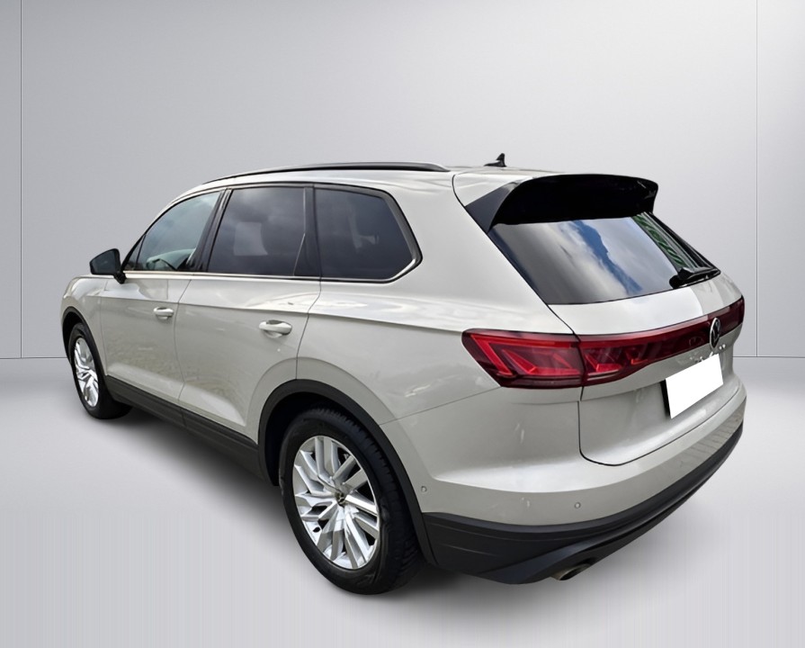 Volkswagen Touareg (5)