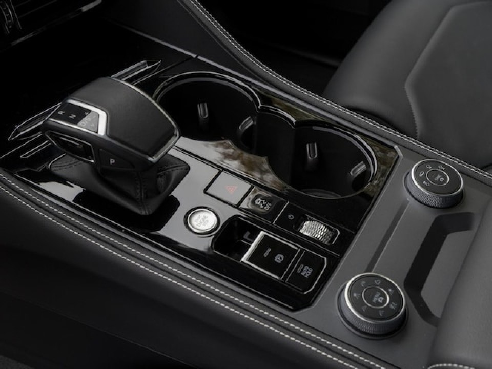 Volkswagen Touareg - foto 7