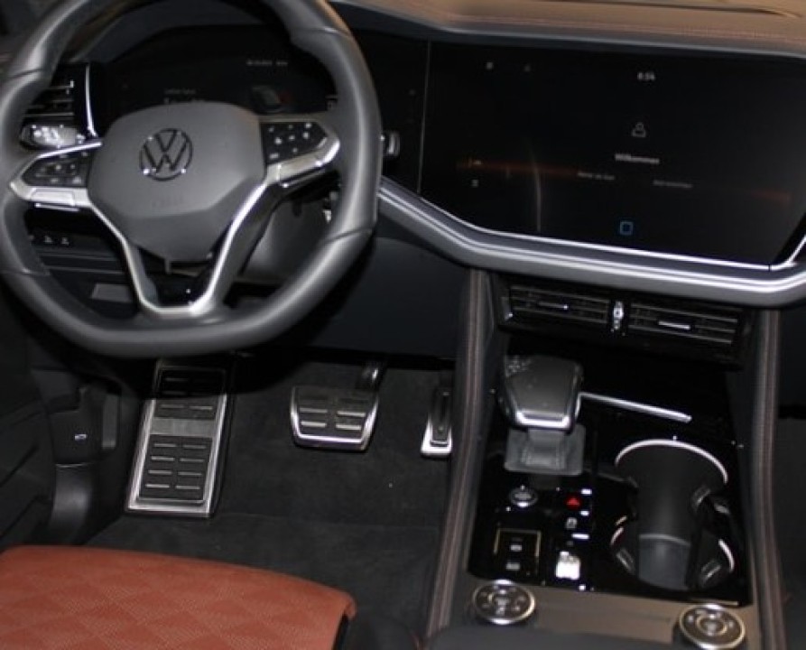 Volkswagen Touareg R-Line - foto 7
