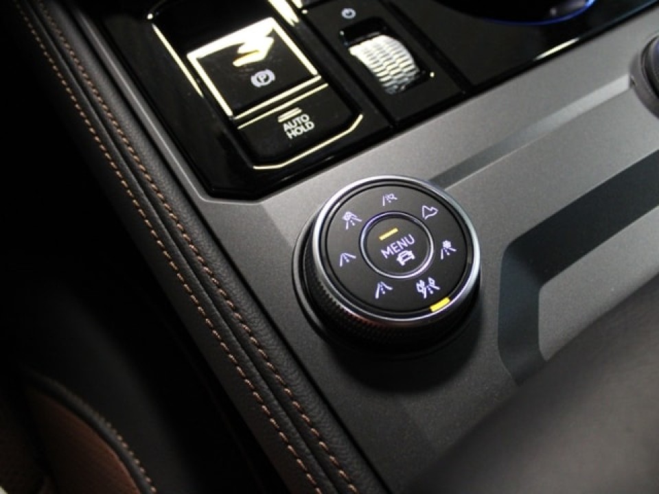 Volkswagen Touareg R-Line - foto 12