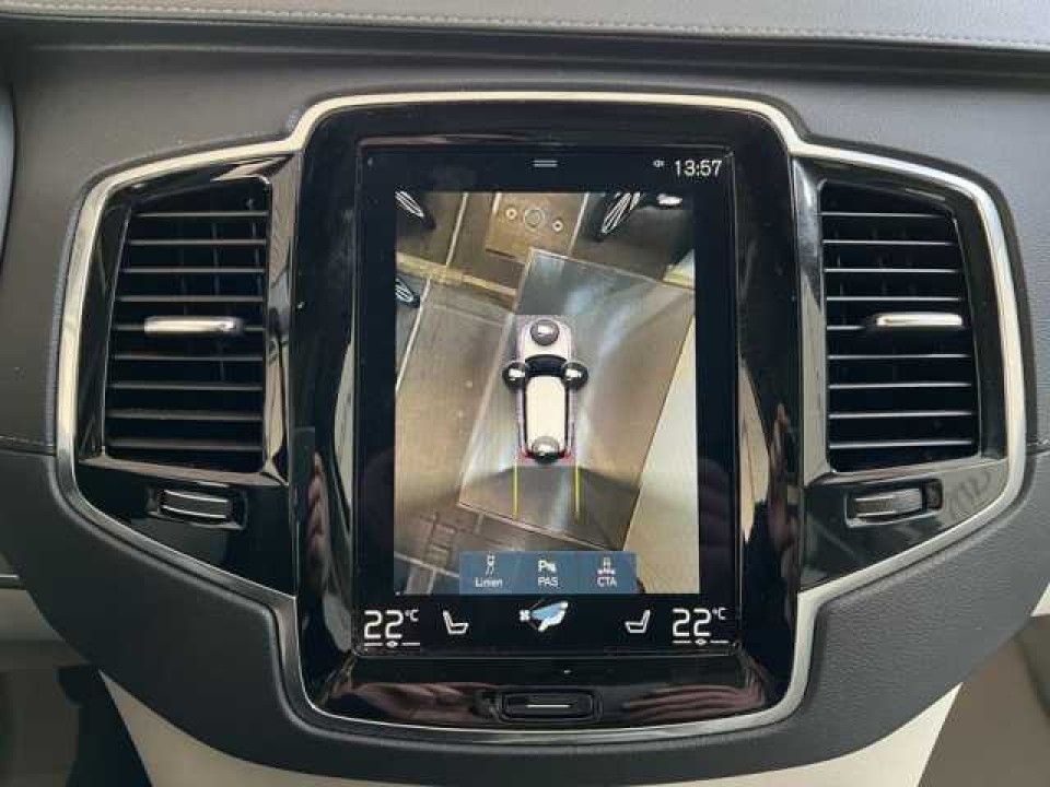 Volvo XC 90 - foto 17