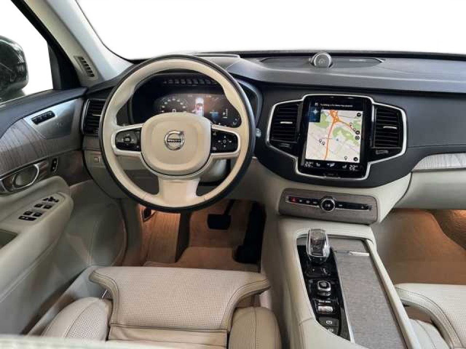 Volvo XC 90 - foto 15