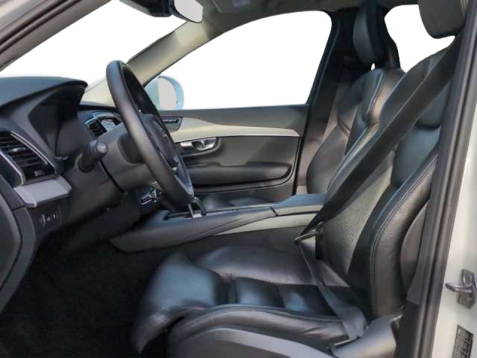 Volvo XC 90 Recharge T8 Inscription Expression (4)