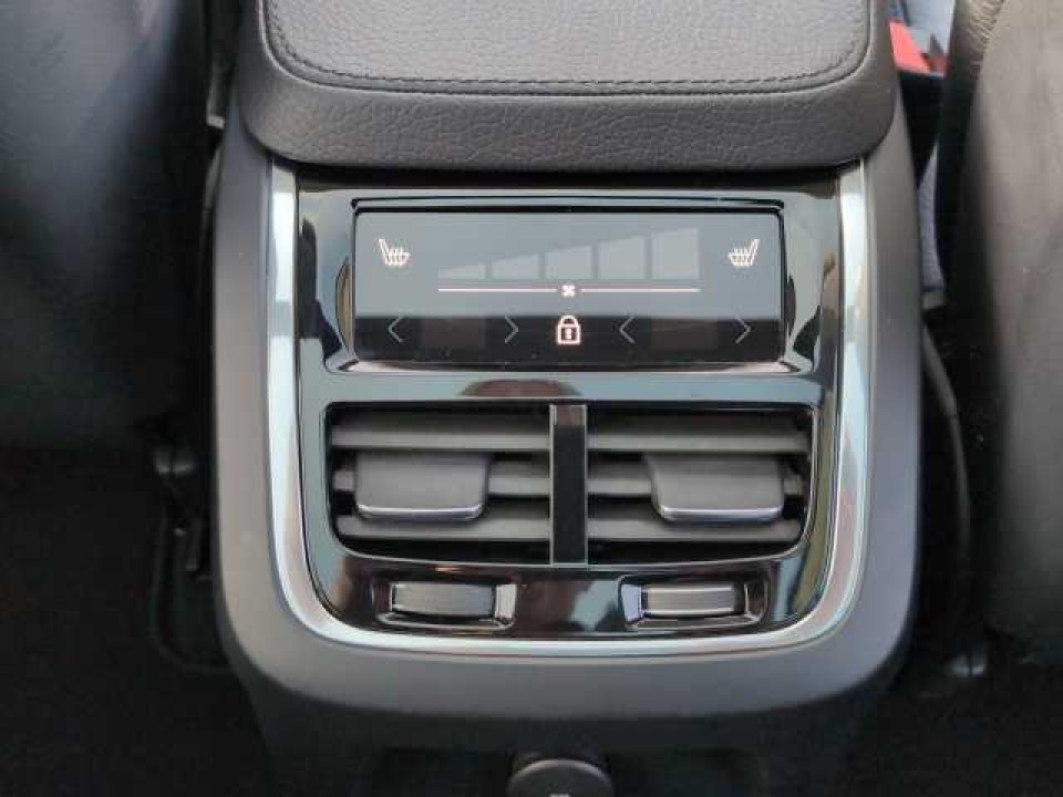 Volvo XC 90 Recharge T8 Inscription Expression - foto 12