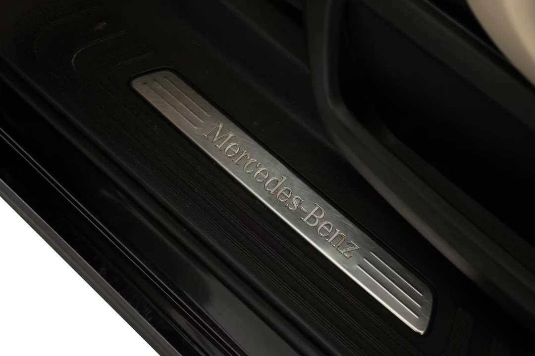 Mercedes-Benz V 300d 4MATIC Extralong Avantgarde - foto 19