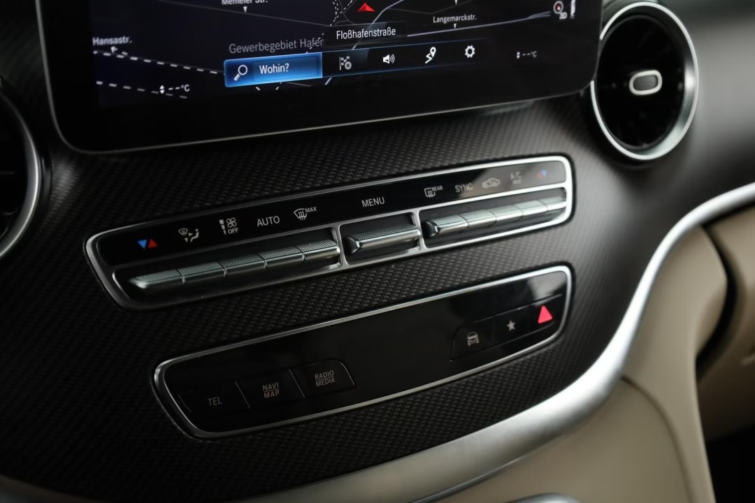 Mercedes-Benz V 300d 4MATIC Extralong Avantgarde - foto 14