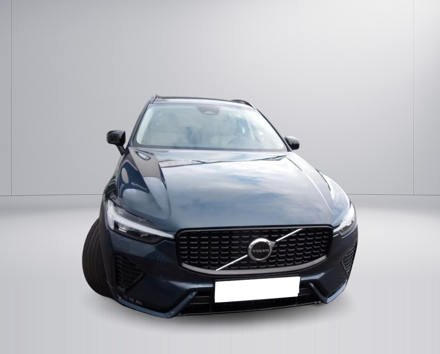 Volvo XC 60 B4 Plus Dark (3)