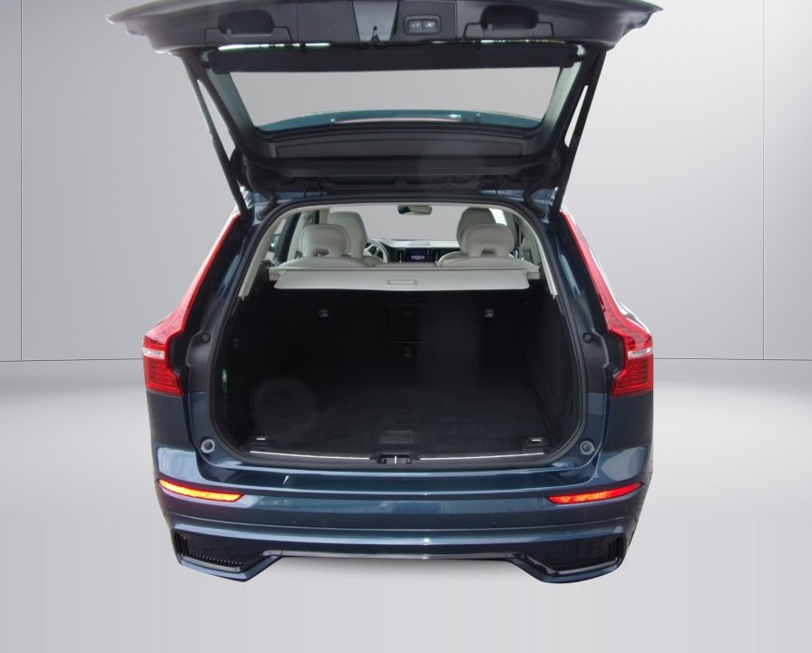 Volvo XC 60 B4 Plus Dark - foto 14