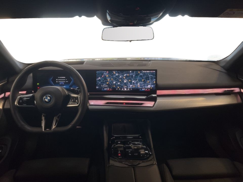 BMW Seria 5 xDrive550e - foto 7