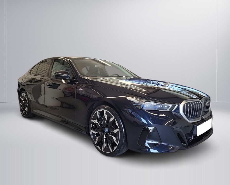 BMW Seria 5 xDrive550e