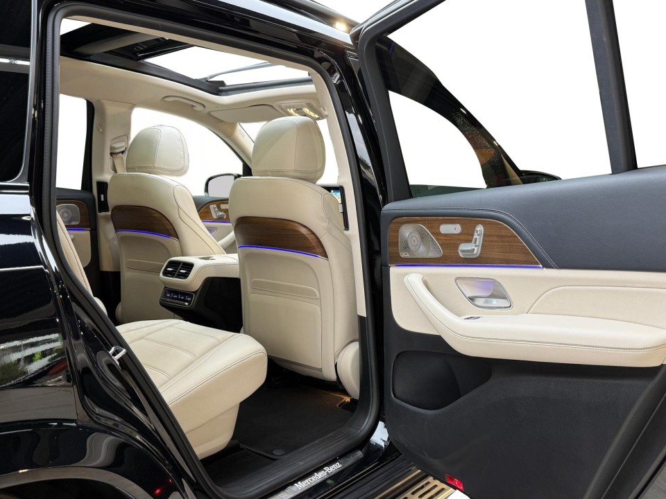 Mercedes-Benz GLS 400d 4MATIC AMG - foto 16