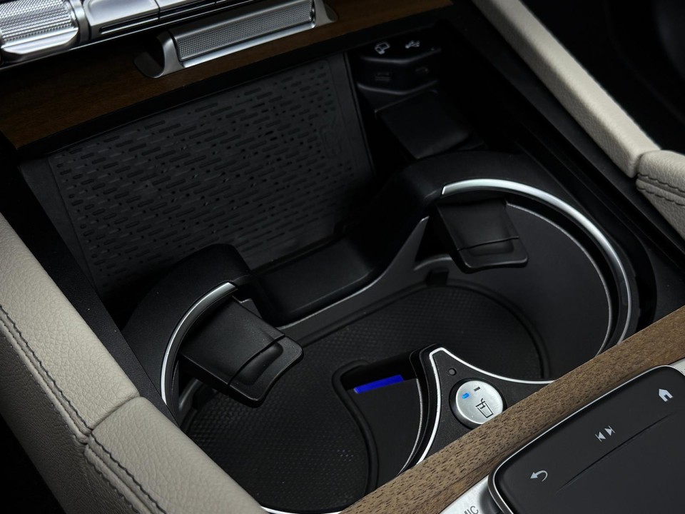 Mercedes-Benz GLS 400d 4MATIC AMG - foto 23