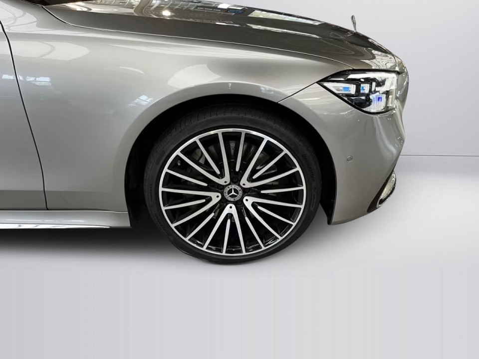 Mercedes-Benz S 350d 4MATIC AMG - foto 17