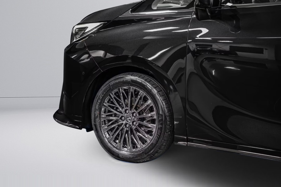 Lexus LM 350h Executive - foto 31