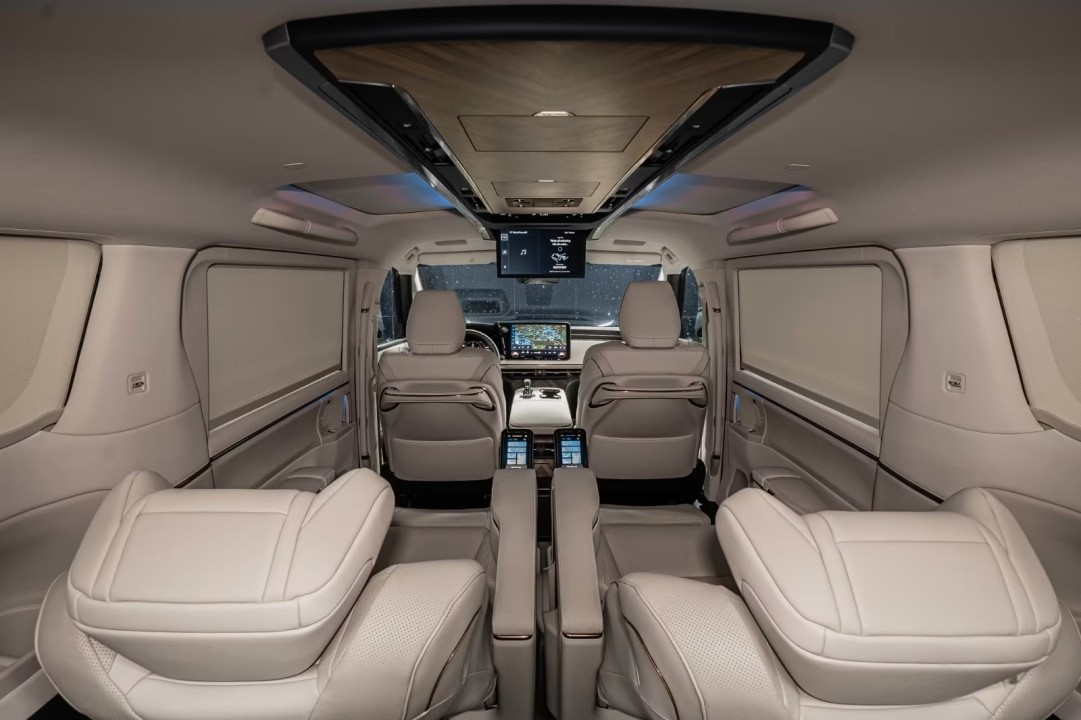 Lexus LM 350h Executive - foto 19