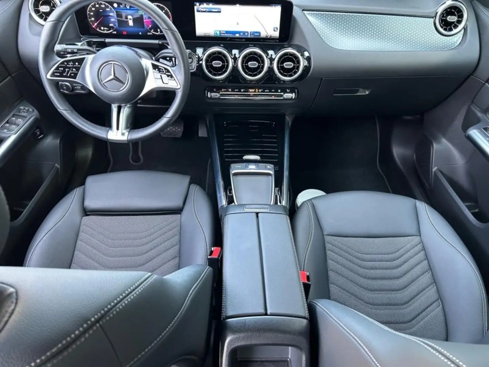 Mercedes-Benz GLA 220d 4MATIC - foto 8