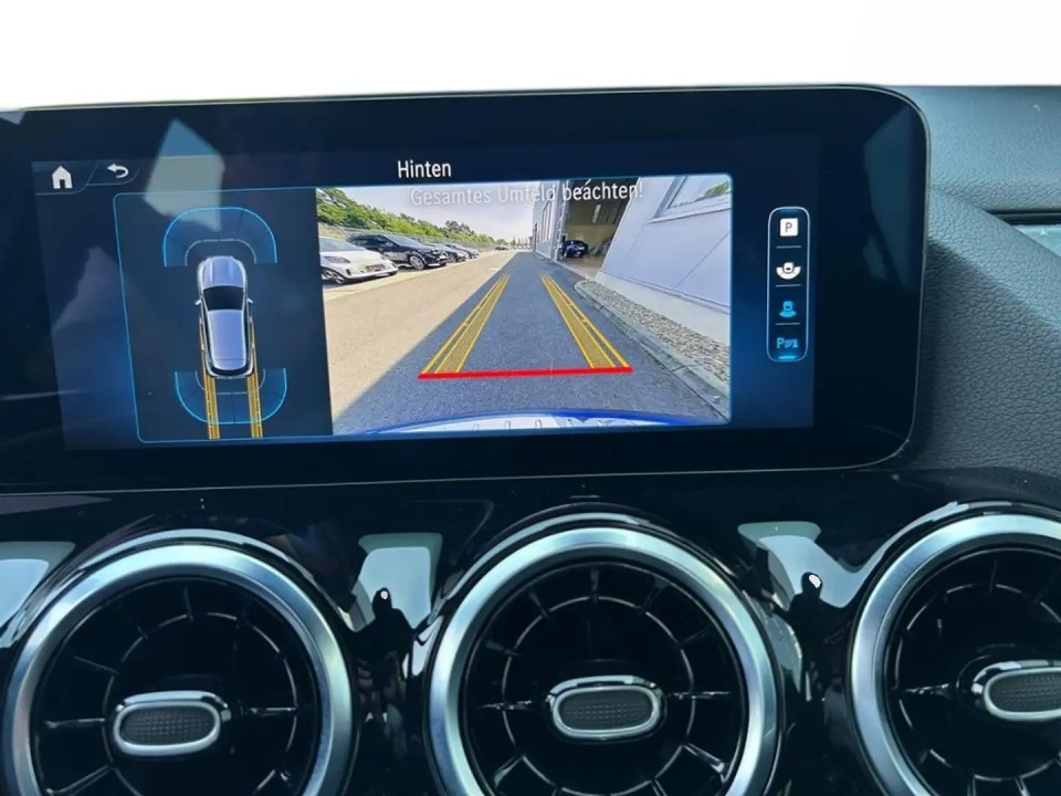 Mercedes-Benz GLA 220d 4MATIC - foto 11