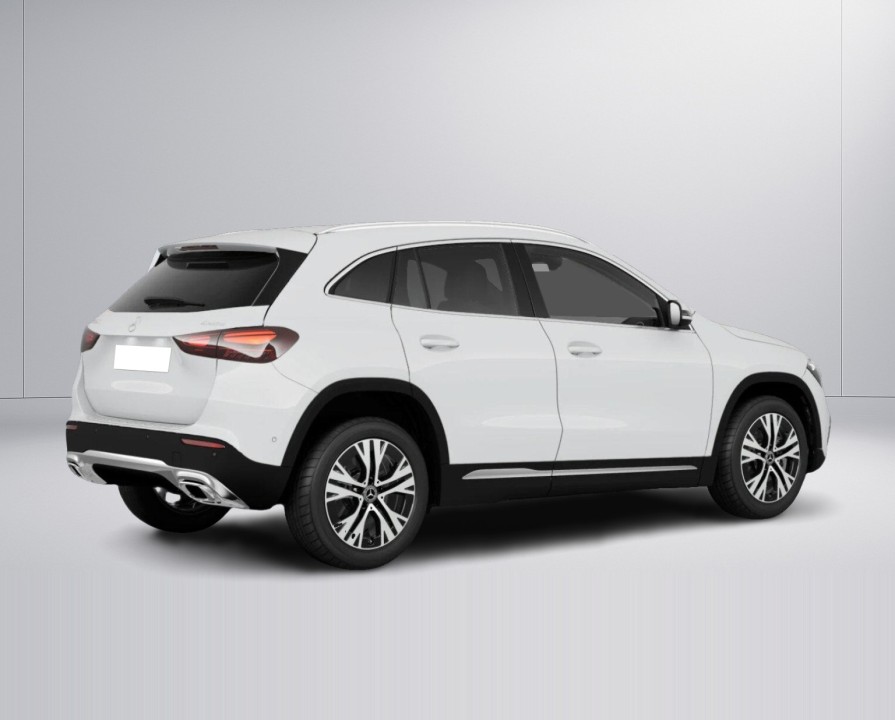 Mercedes-Benz GLA 220d 4MATIC (3)