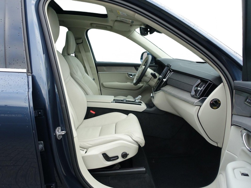 Volvo XC 90 T8 Recharge AWD Ultra Bright - foto 11