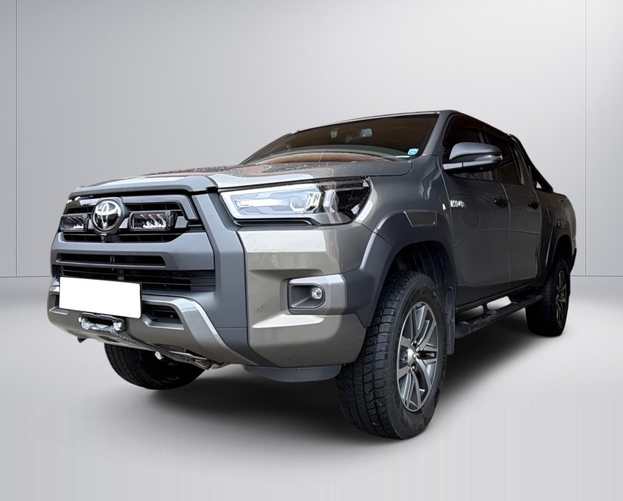 Toyota Hilux Invincible (5)