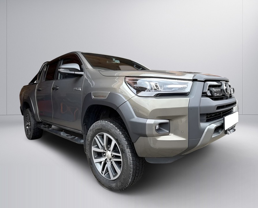 Toyota Hilux Invincible