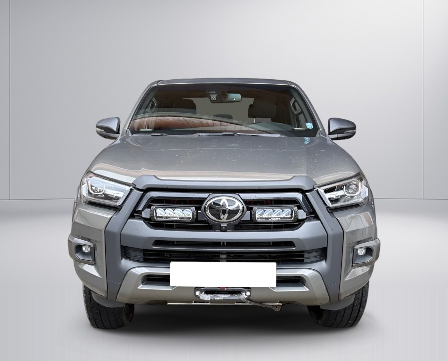 Toyota Hilux Invincible - foto 6