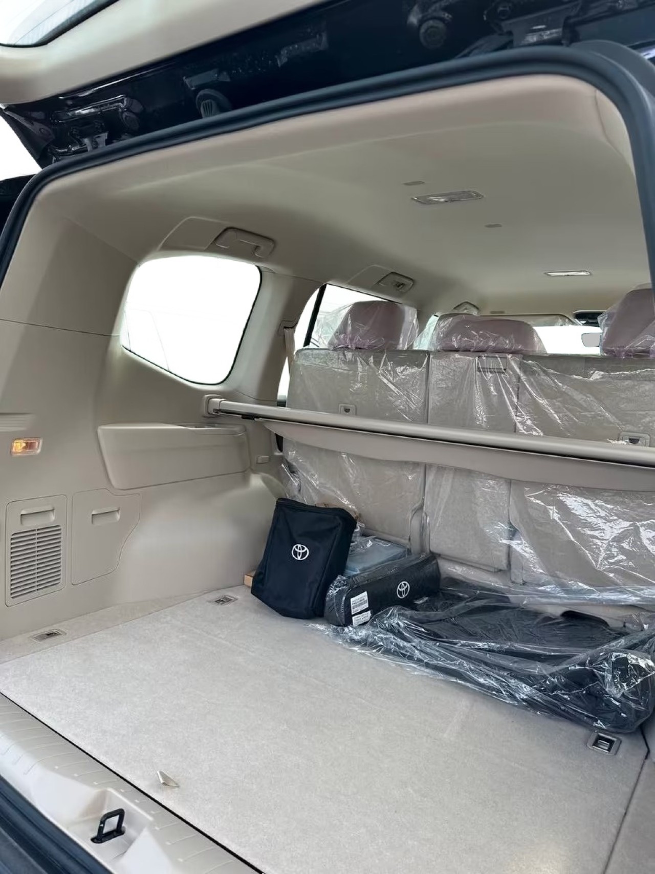 Toyota Land Cruiser LC300 Elegance - foto 16