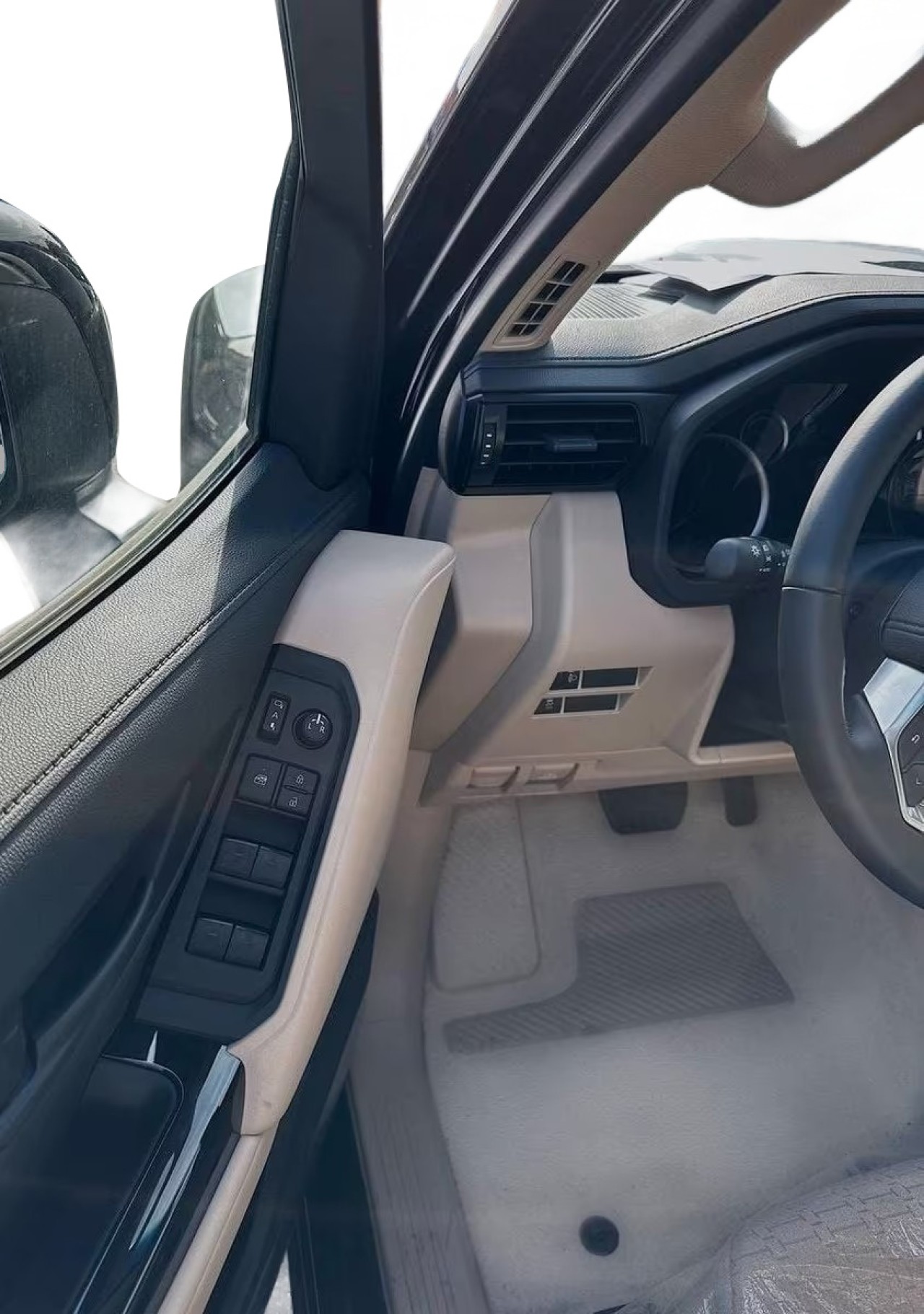 Toyota Land Cruiser LC300 Elegance - foto 9