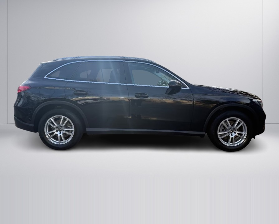 Mercedes-Benz GLC 200 4MATIC (2)