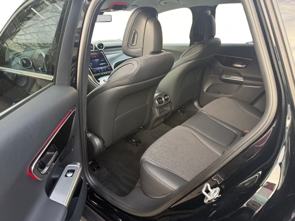 Mercedes-Benz GLC 200 4MATIC - foto 21