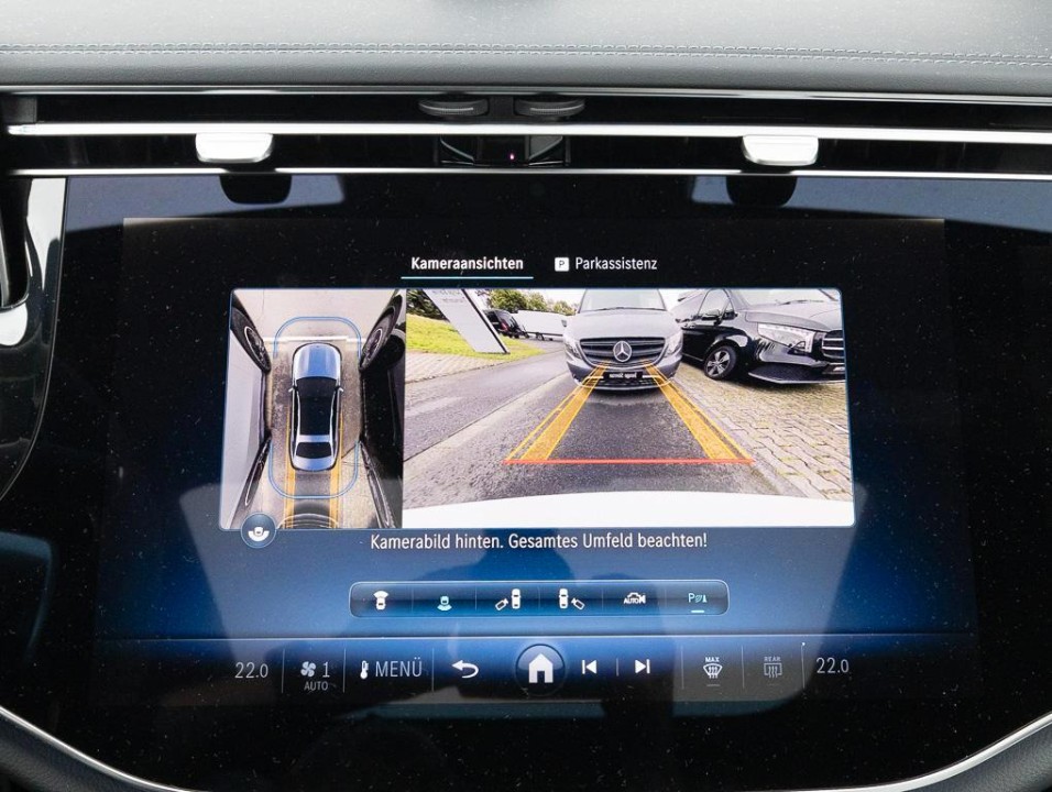 Mercedes-Benz E 300e 4MATIC AMG Line - foto 9