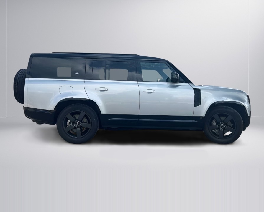 Land Rover Defender P400 X-Dynamic HSE (3)