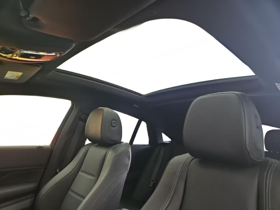 Mercedes-Benz GLE Coupé 400e 4MATIC AMG Line - foto 16