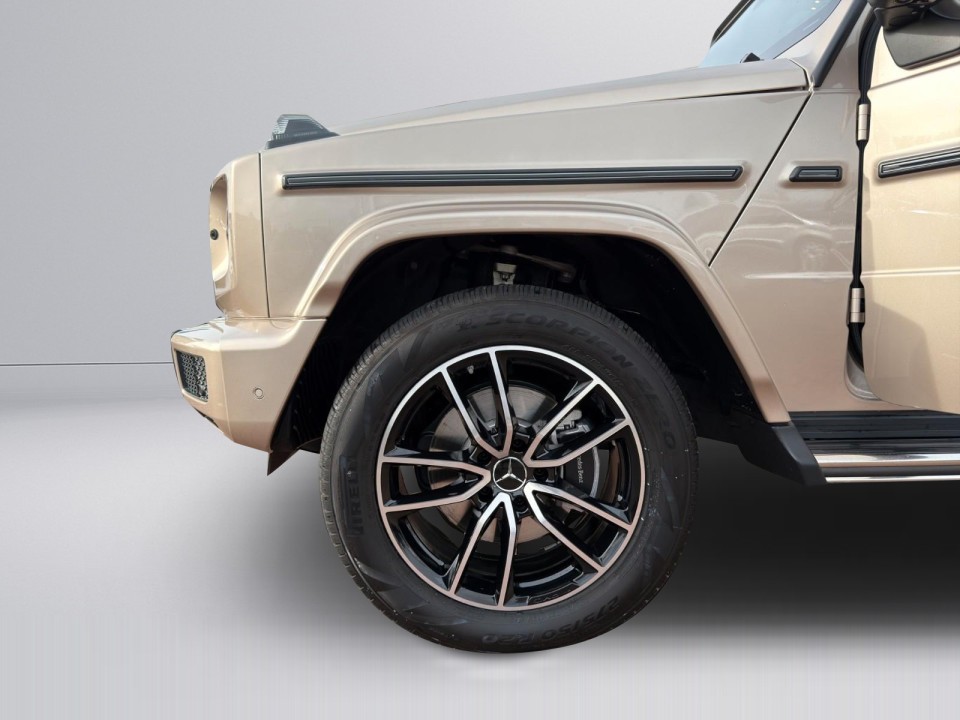Mercedes-Benz G 400d AMG Line - foto 21