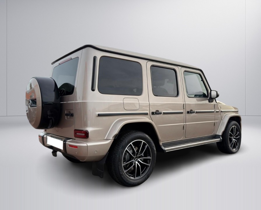 Mercedes-Benz G 400d AMG Line (3)