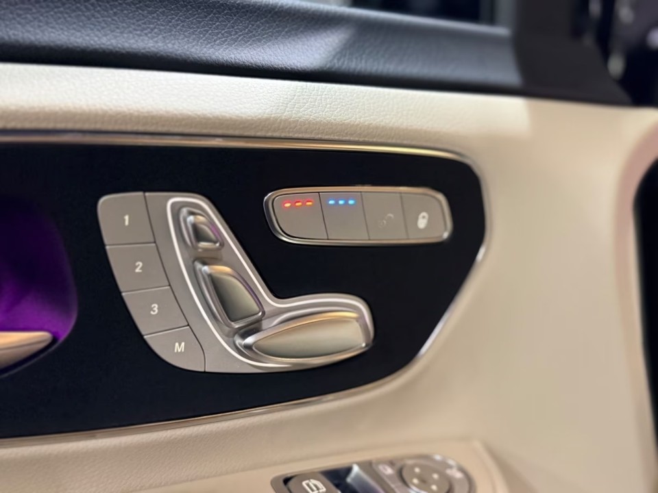 Mercedes-Benz V 300d 4MATIC Extralong Exclusive - foto 20