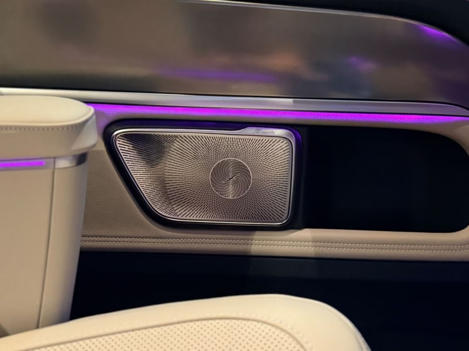 Mercedes-Benz V 300d 4MATIC Extralong Exclusive - foto 21