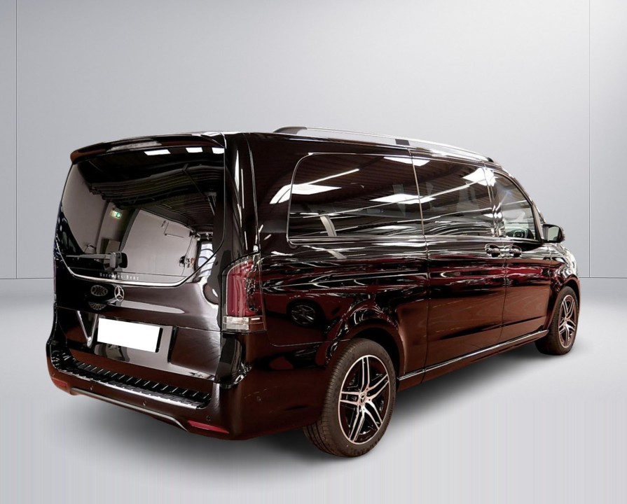 Mercedes-Benz V 300d 4MATIC Extralong Avantgarde (2)