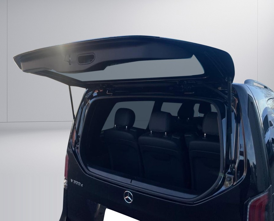 Mercedes-Benz V 300d 4MATIC Extralong Avantgarde - foto 18