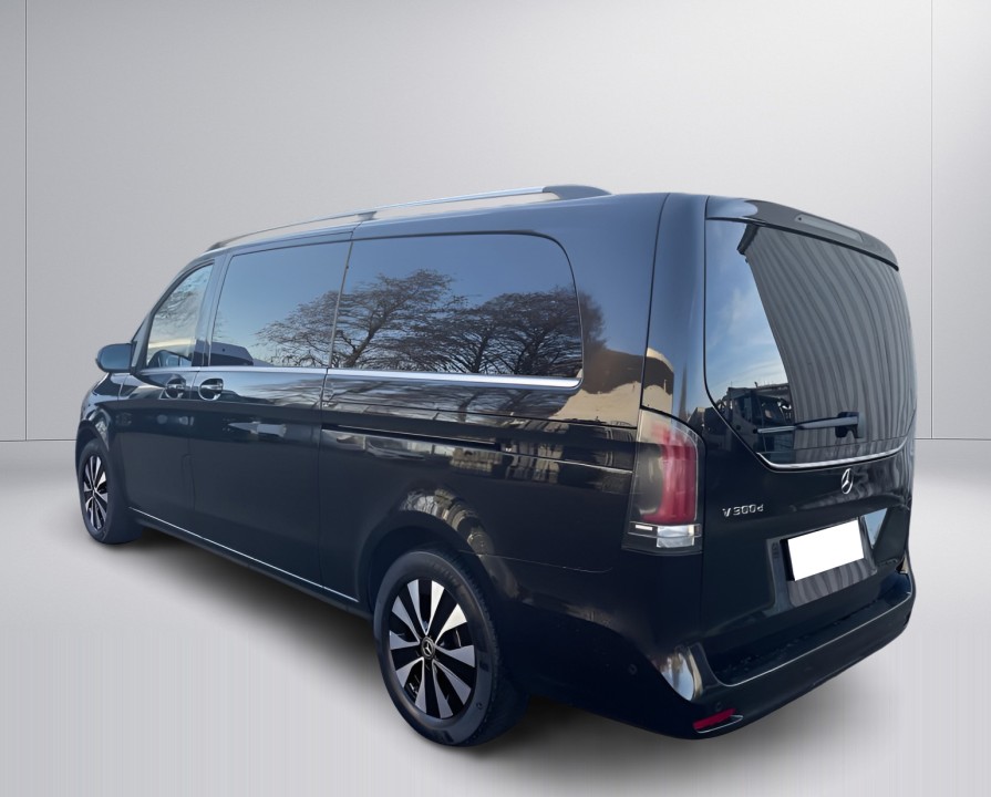 Mercedes-Benz V 300d 4MATIC Extralong Avantgarde (3)