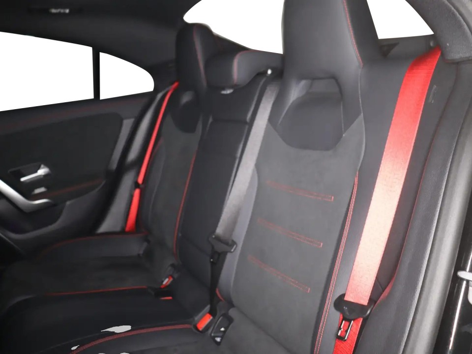 Mercedes-Benz CLA AMG 45s 4MATIC (4)