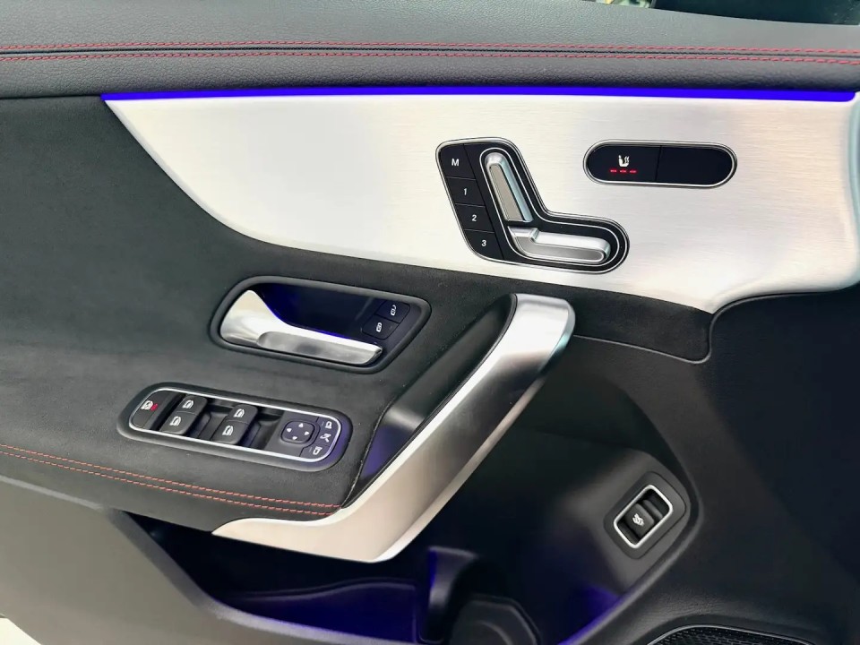 Mercedes-Benz CLA AMG 45s 4MATIC - foto 13