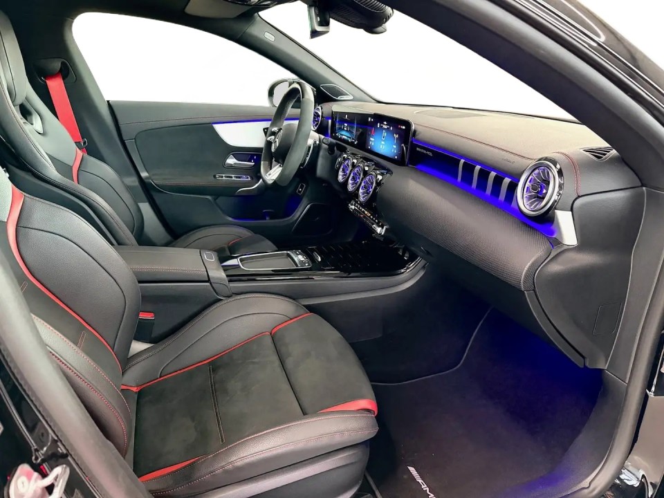 Mercedes-Benz CLA AMG 45s 4MATIC - foto 10