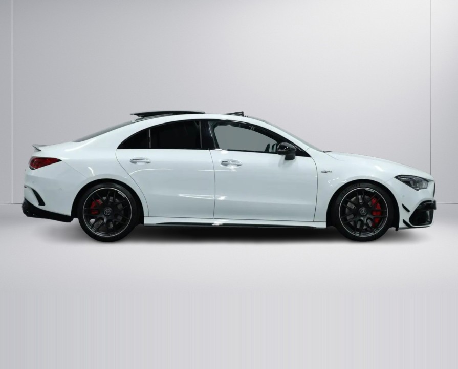 Mercedes-Benz CLA AMG 45 4MATIC (2)