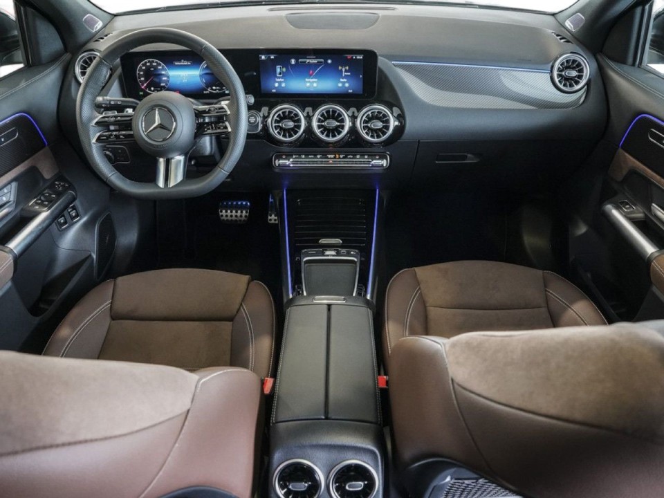 Mercedes-Benz GLA 250e AMG - foto 9