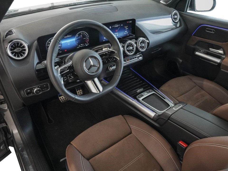 Mercedes-Benz GLA 250e AMG - foto 8