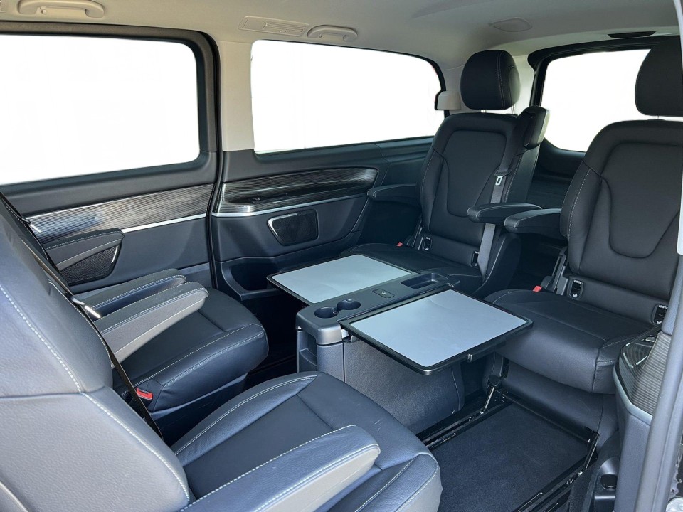 Mercedes-Benz V 300d 4MATIC Extralong Avantgarde - foto 9