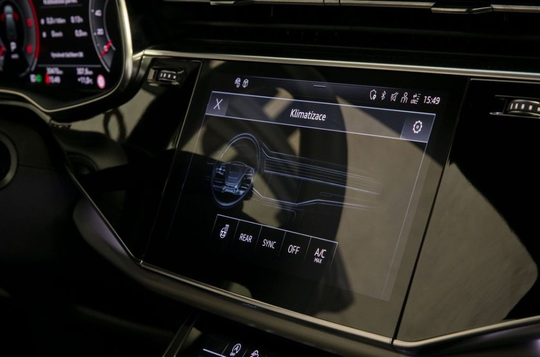 Audi Q7 S-Line - foto 18