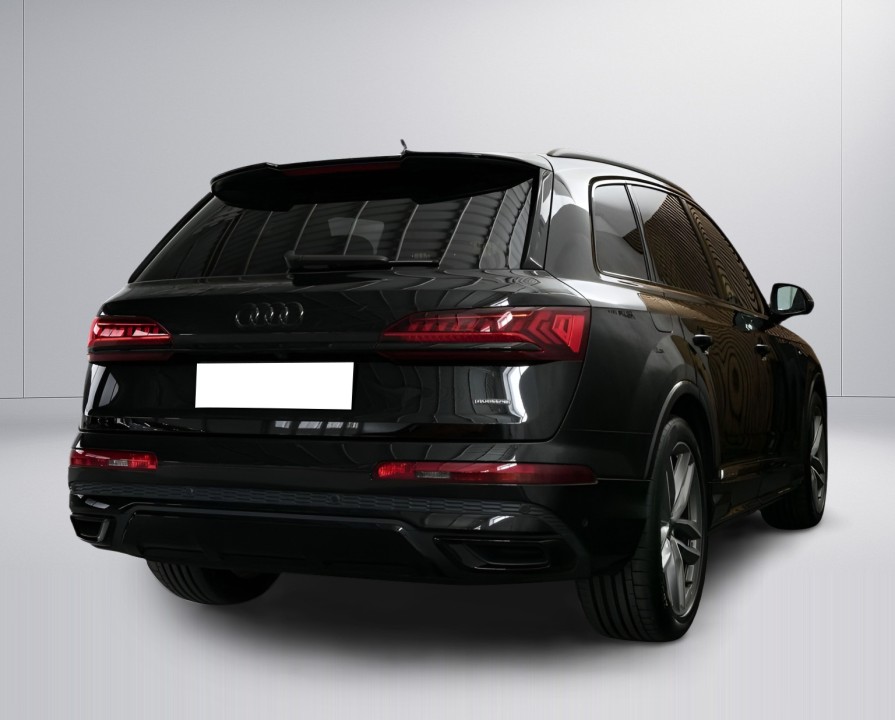 Audi Q7 S-Line (2)