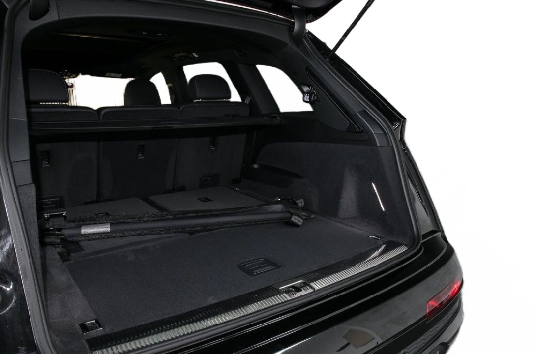 Audi Q7 S-Line - foto 32